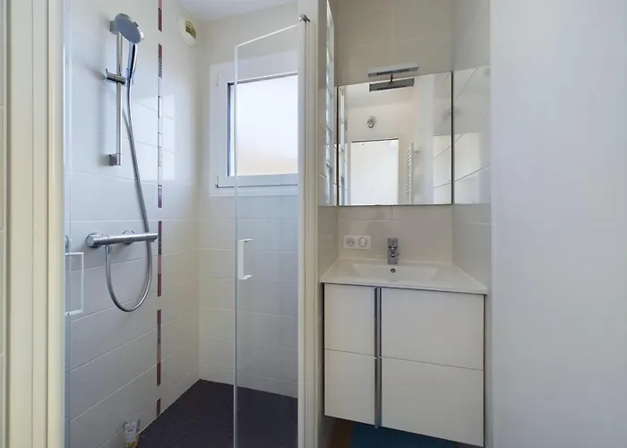 Pour 4 Avec Balcon Et Terrasse Διαμέρισμα *